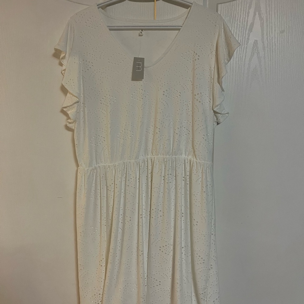 NWT Maurices White Ruffle Sleeve Midi Dress